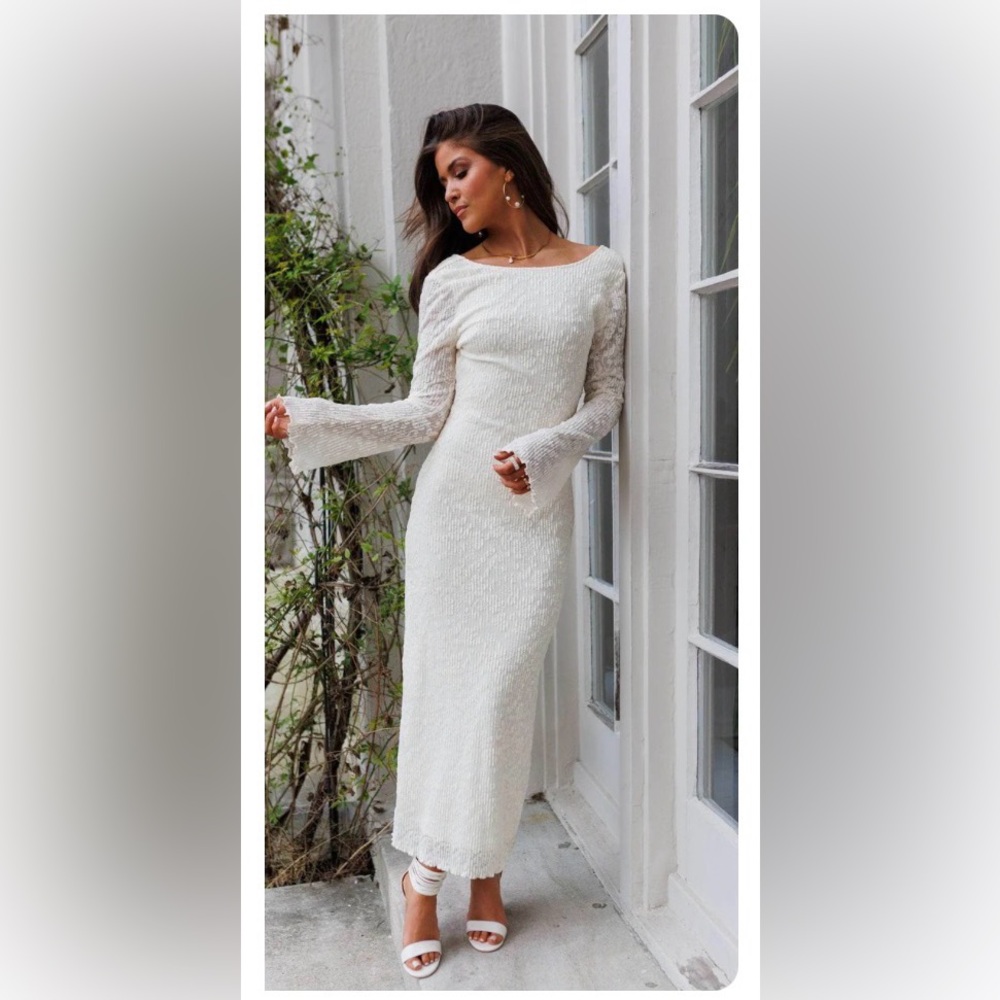 Ivory Lace-Sleeve Maxi Dress — Timeless Elegance